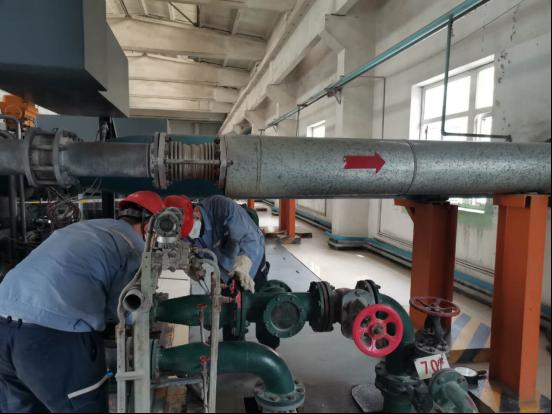 動力廠空壓一班清洗冷卻系統保障設備安全平穩度夏